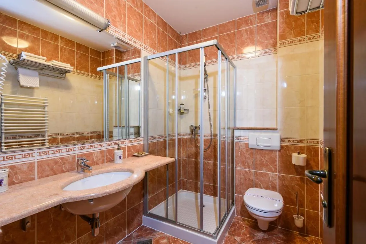 Seaside Apartments With A Swimming Pool Trogir - 7561
