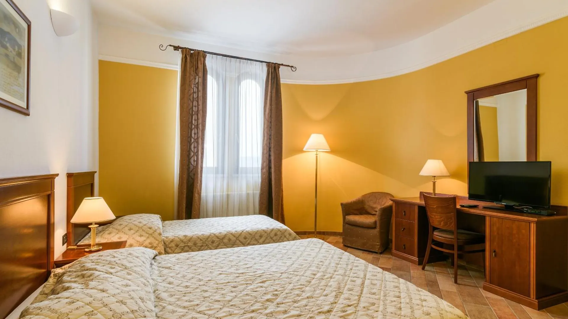 Seaside Apartments With A Swimming Pool Trogir - 7561