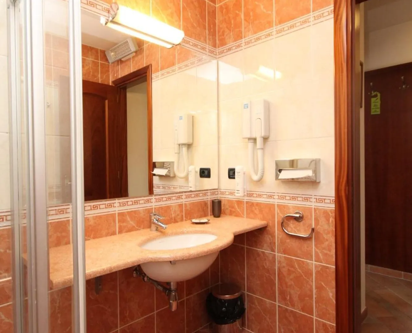 Seaside Apartments With A Swimming Pool Trogir - 7561